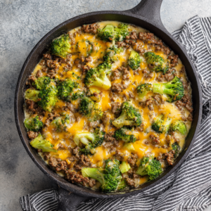 Read more about the article Keto Hamburger Broccoli Skillet: The Ultimate One-Pan Keto Dinner for Busy Weeknights